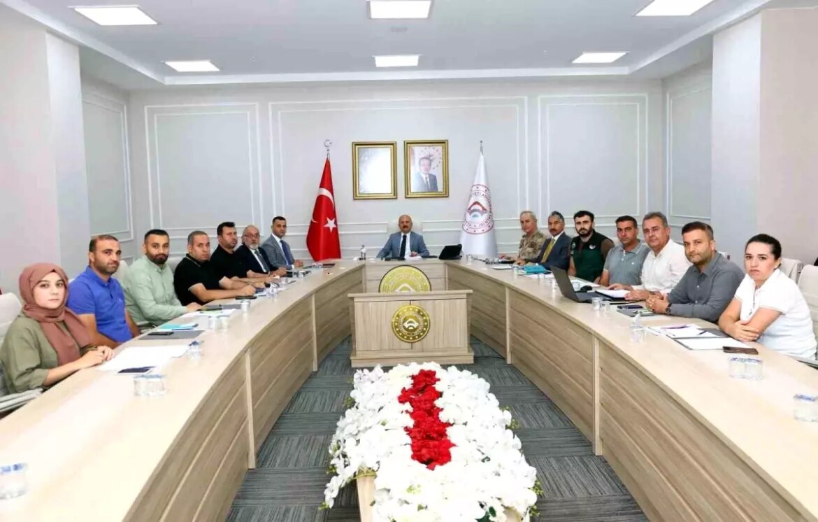 adiyamanda-tarim-topraklarinin-korunmasi-icin-kiymetlendirme-toplantisi-TxCwPOhE.jpg